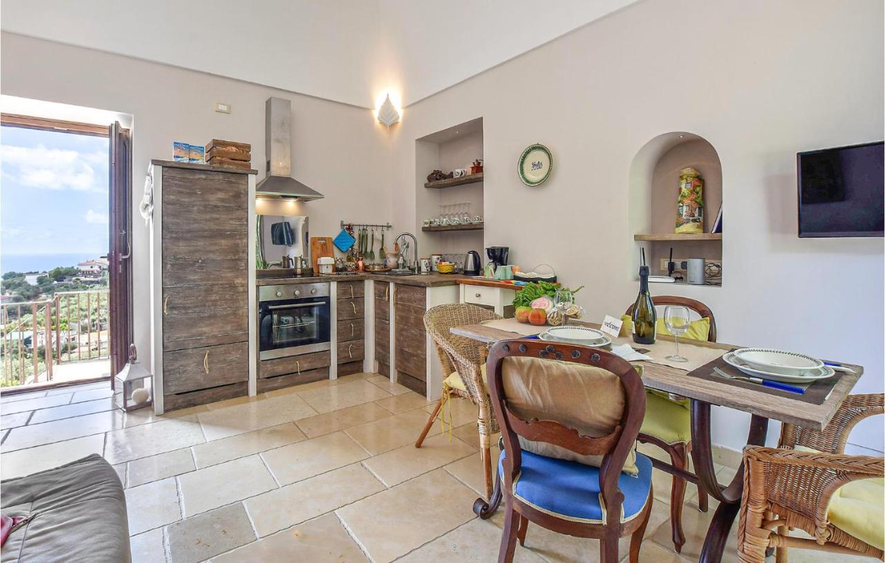 Cozy Apartment In Massa Lubrense Kültér fotó